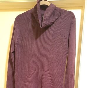 Ladies Long Purple Tunic Sweater Size L
